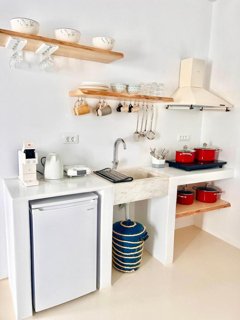 Provis Rentals Suite Next To The Mills In Mykonos Town Экстерьер фото
